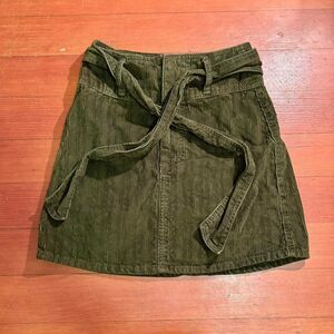Rewash Women's Green Corduroy Skirt with Belt
